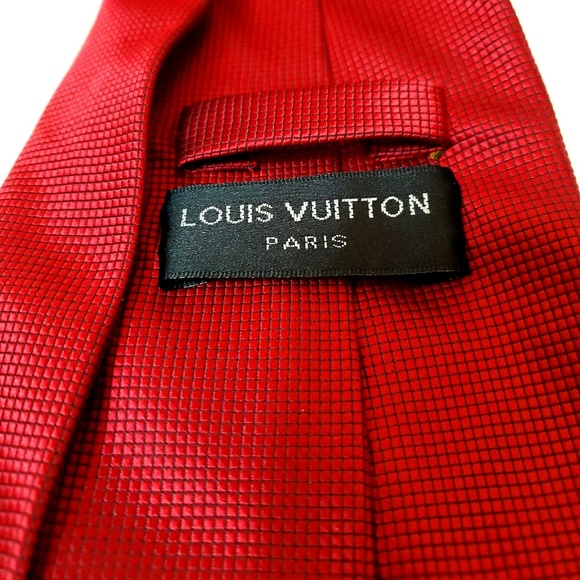 Louis Vuitton Red Geometric Men's Tie - Picture 2 of 5